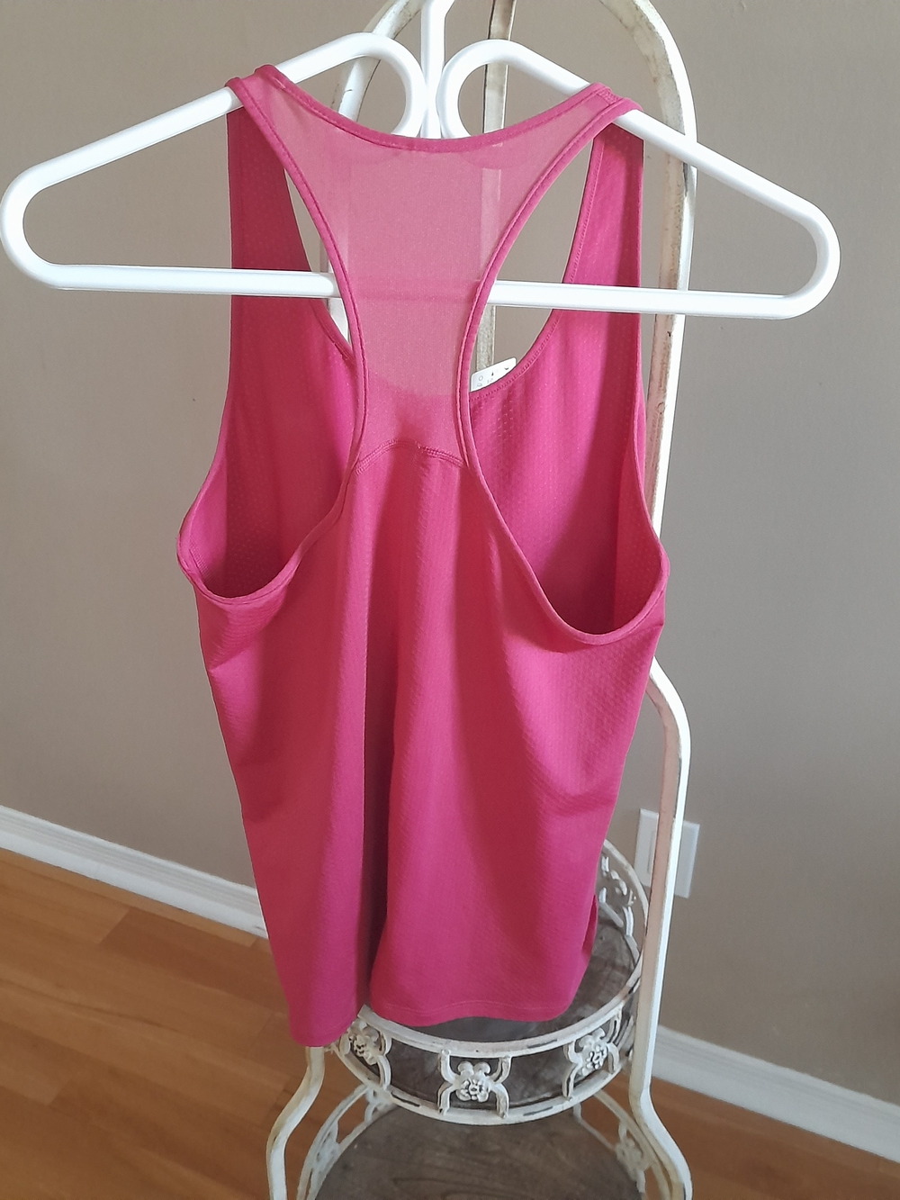Under Armour Women’s Pink Racerback Training Tank - Picture 5 of 6
